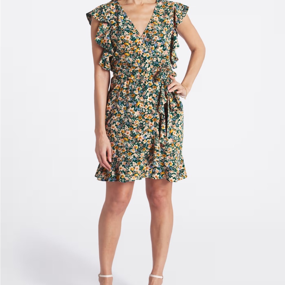 Nine Britton floral faux wrap dress size medium
